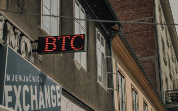 Tether investe R$ 100 milhões em corretora brasileira Mercado Bitcoin