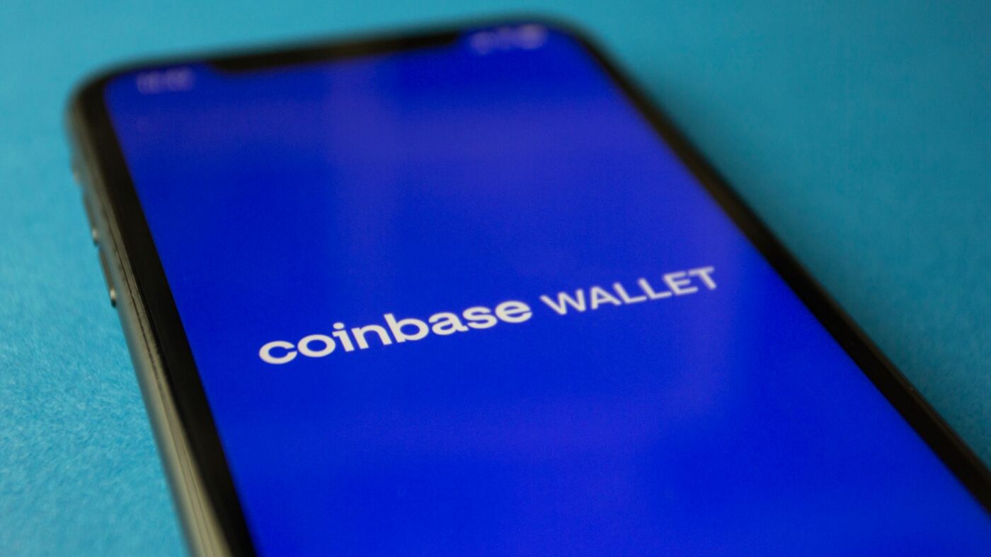 Binance e OKX: usuários podem pagar multas de US$ 1.900 no Vietnã | Asia Express