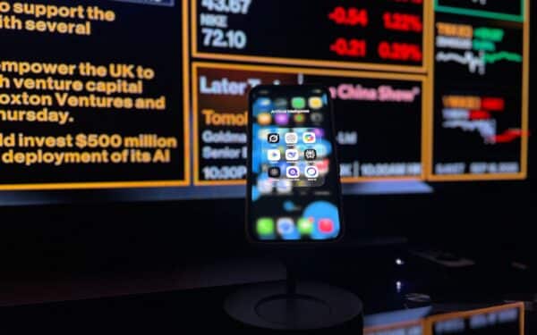 Apple é processada após app de iPhone roubar R$ 9,2 milhões em Bitcoin