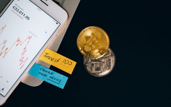 T. Rowe Price Lança ETF com Exposição a Bitcoin e Criptomoedas: Vale a Pena Investir?