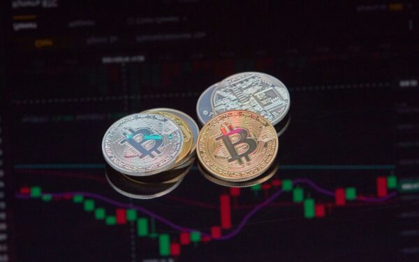 T. Rowe Price lança primeiro ETF cripto multi-token com gestão ativa e US$ 1,9 trilhão em ativos