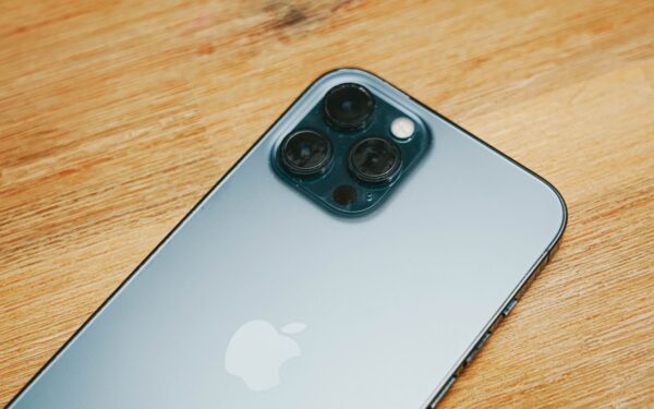 Ações da Apple caem após balanço: o nível de US$ 280 pode segurar para um novo recorde?