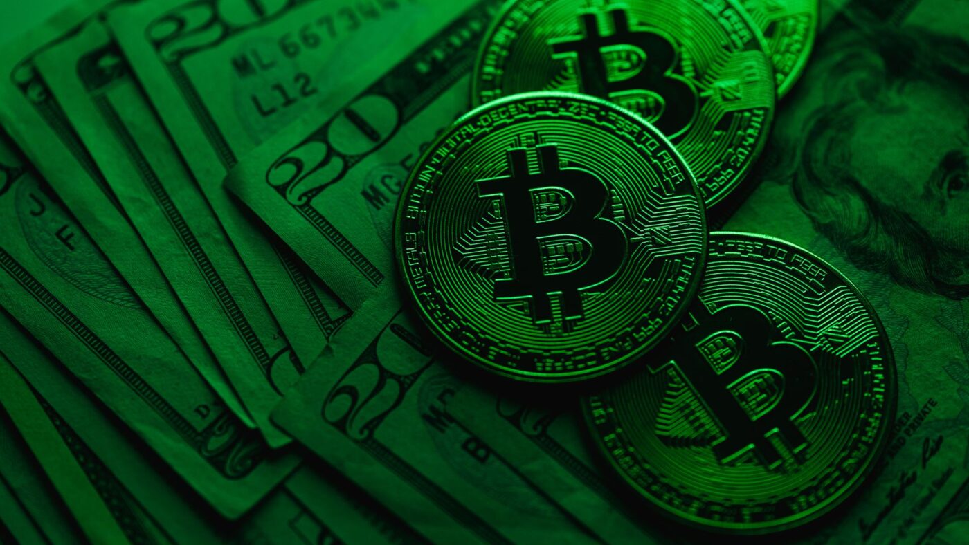 Arthur Hayes compara investimentos em IA ao mercado imobiliário e projeta Bitcoin a US$ 1 milhão