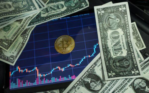 Mercado de stablecoins movimenta US$ 320 bilhões e impulsiona busca por dólar digital