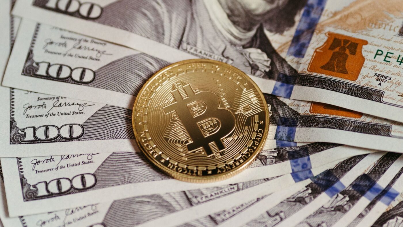 Strategy passa de prejuízo de US$ 13 bilhões para lucro de US$ 1,4 bilhão com alta do Bitcoin
