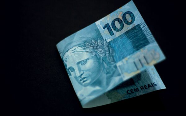 Como Sacar Cripto em Reais: Guia Completo para Receber via Pix ou TED