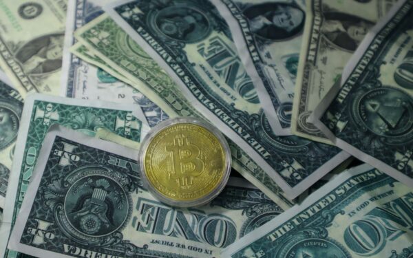 O Que é DCA Cripto? Entenda Por Que Comprar Sempre Vence o Mercado